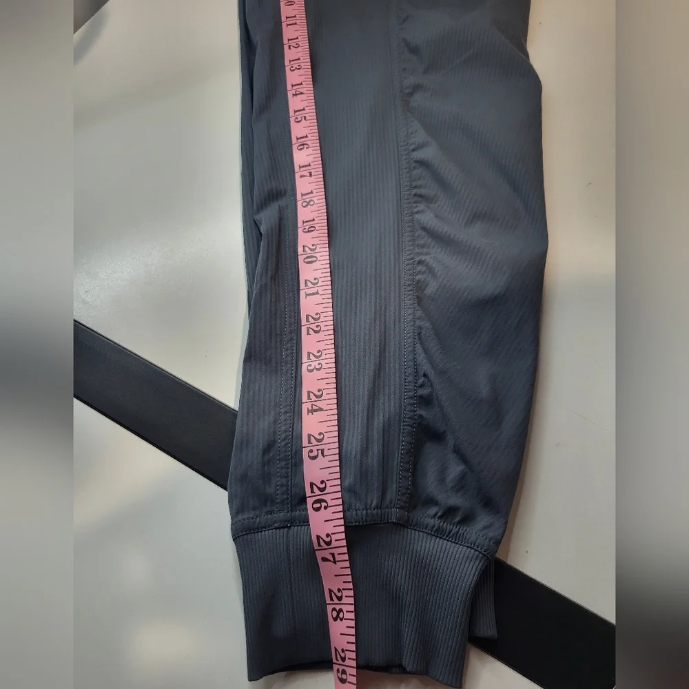 Lululemon Dance Studio Joggers - Picture 7 of 9